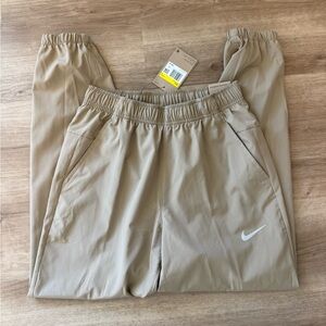 Men’s Nike khaki joggers size small